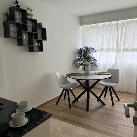 Eine Schoene Wohnung Am Messeplatz Базел Екстериор снимка
