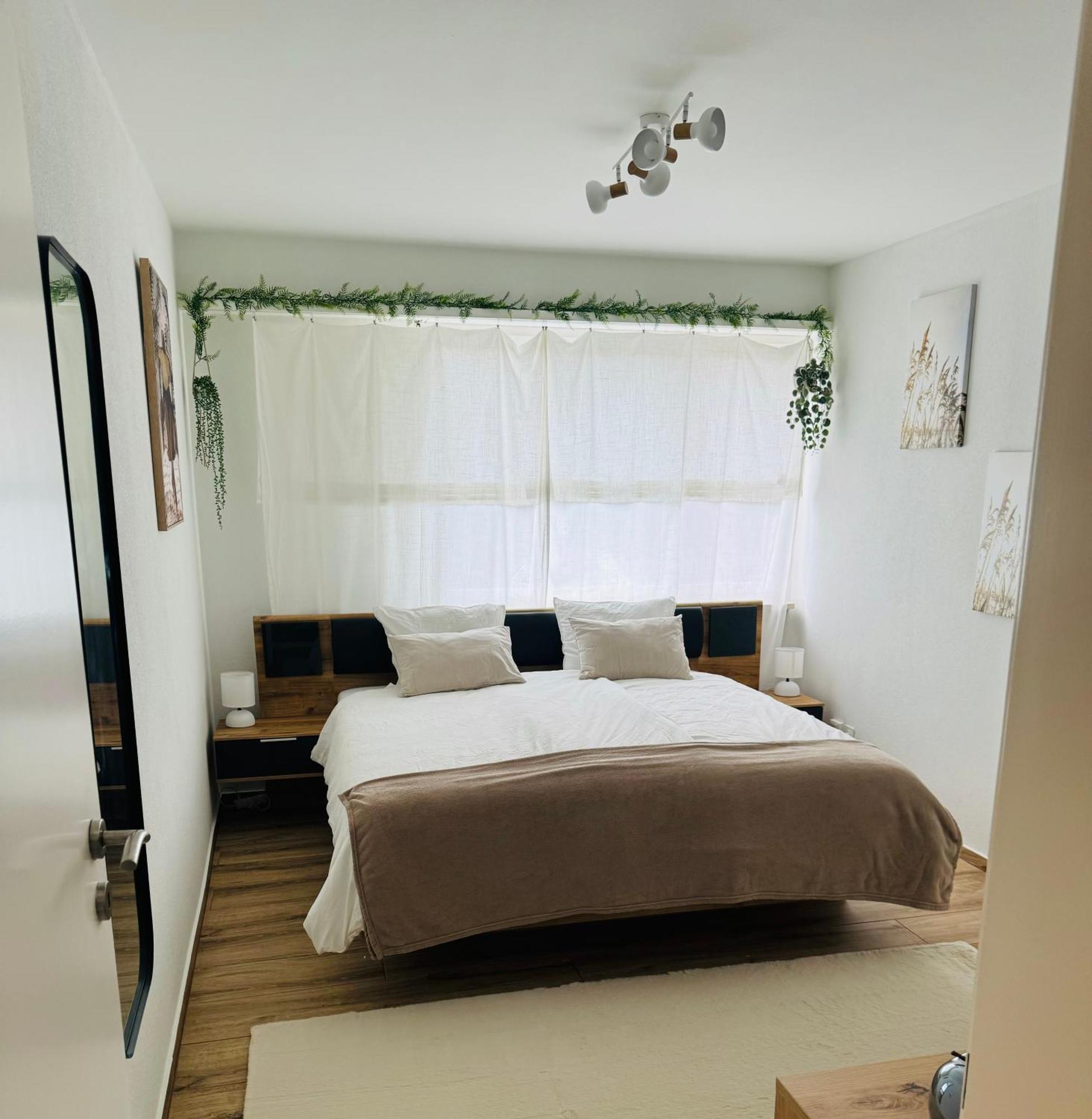 Eine Schoene Wohnung Am Messeplatz Базел Екстериор снимка
